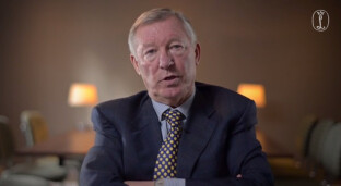 Alex Ferguson poleca "Autobiografię"