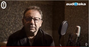 Zbigniew Zamachowski czyta "Zranić marionetkę" 